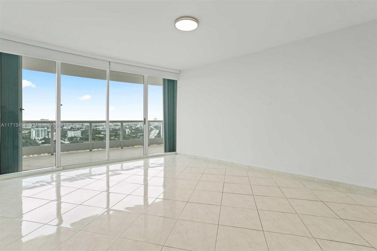 2127 Brickell Ave, Unit 2804, Miami, FL 33129 Photo