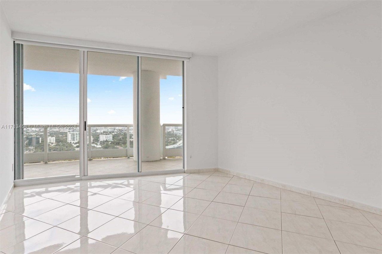 2127 Brickell Ave, Unit 2804, Miami, FL 33129 Photo