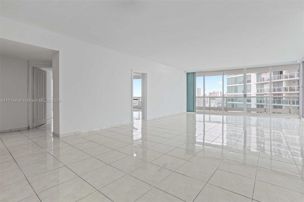 2127 Brickell Ave, Unit 2804, Miami, FL 33129 Photo