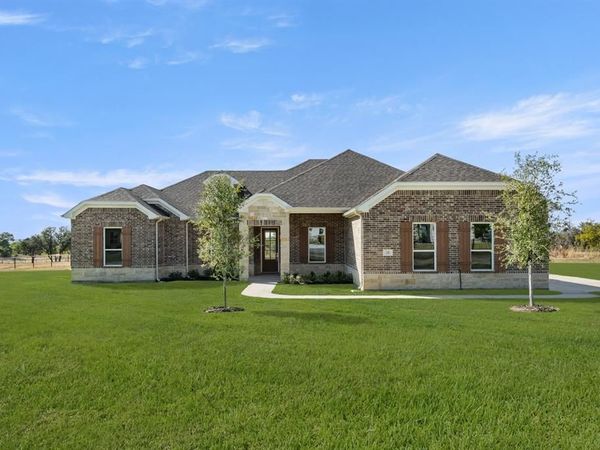 1300 Green Ridge Drive, Weatherford, TX 76085