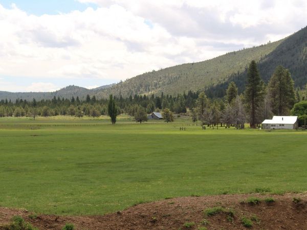 23411 W Langell Valley Road, Bonanza, OR 97623