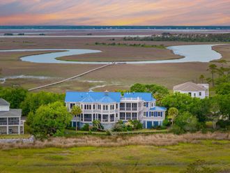 8 Seagrass Lane Isle Of Palms, SC 29451