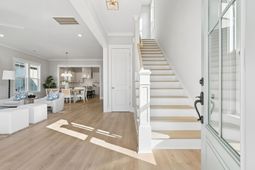 744 Blueway Avenue photo 4