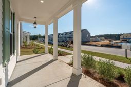 744 Blueway Avenue photo 4