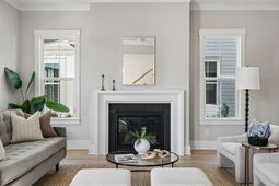 744 Blueway Avenue photo 4