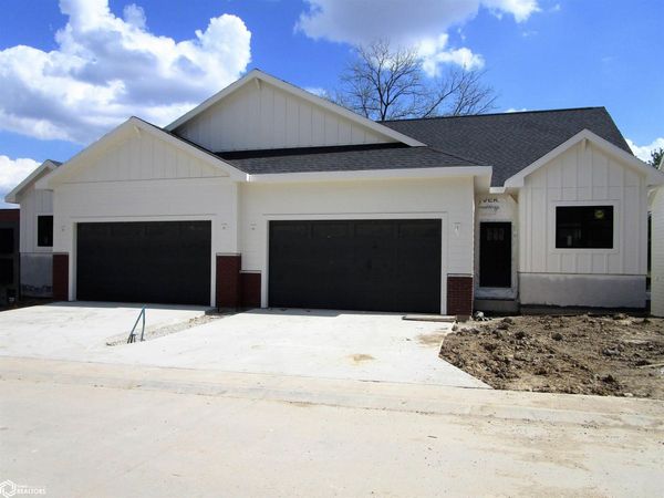 2352 River Road, Iowa Falls, IA 50126