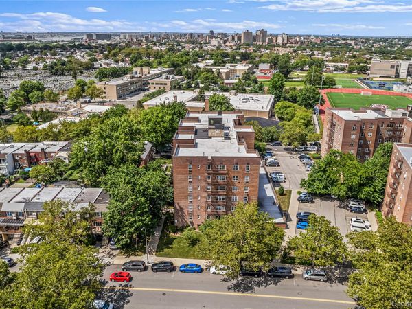 144-55 Melbourne Ave, Unit 2F, Flushing, NY 11367