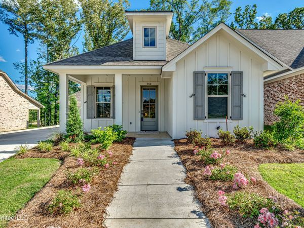 320 Celadon Way, Brandon, MS 39042