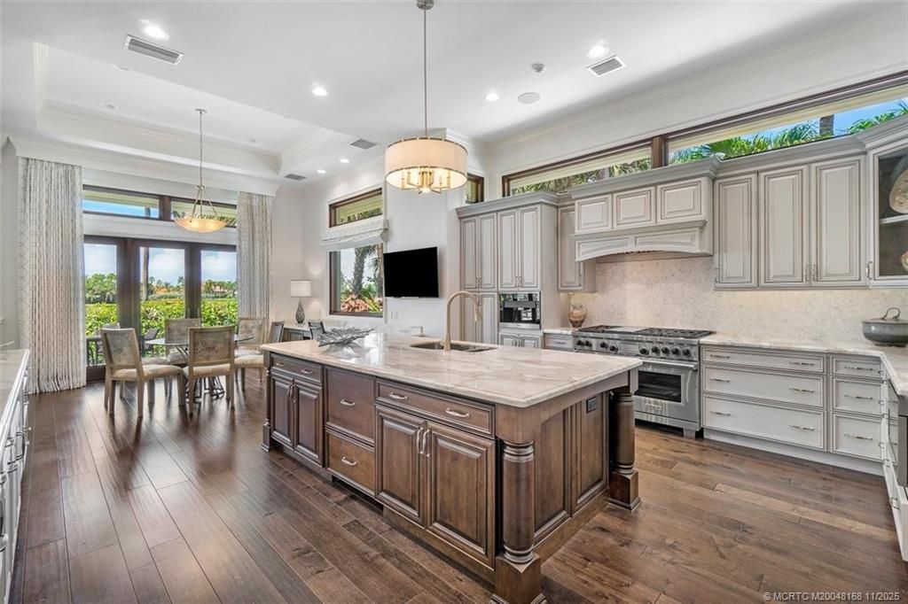 1904 SE Sailfish Point Boulevard, Stuart, FL 34996 Photo