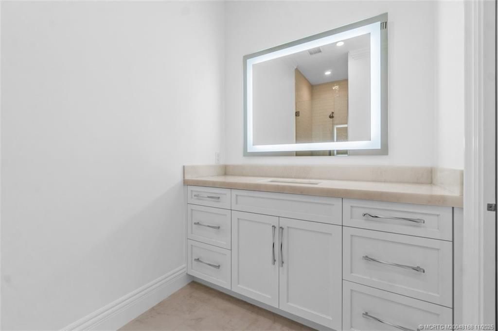 1904 SE Sailfish Point Boulevard, Stuart, FL 34996 Photo