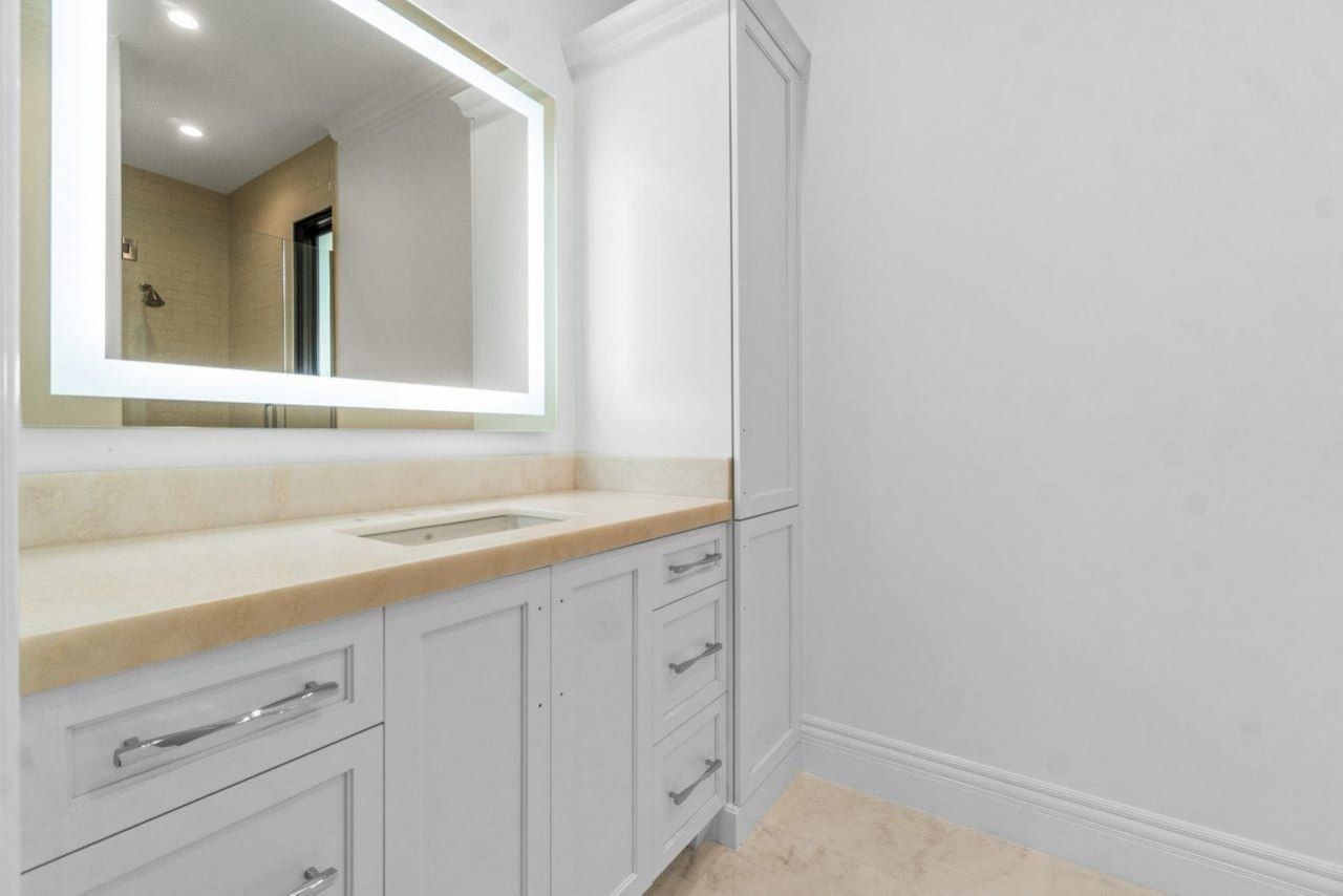 1904 SE Sailfish Point Boulevard, Stuart, FL 34996 Photo