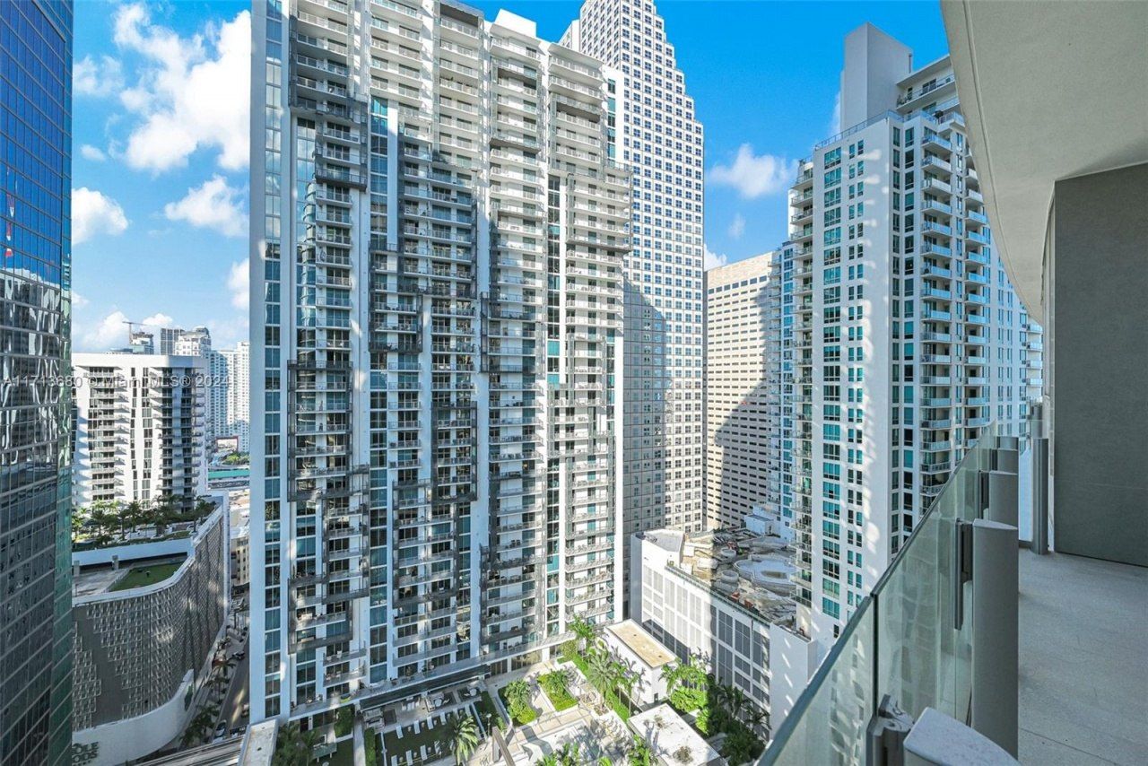 300 Biscayne Blvd Way, Unit 2608, Miami, FL 33131 Photo