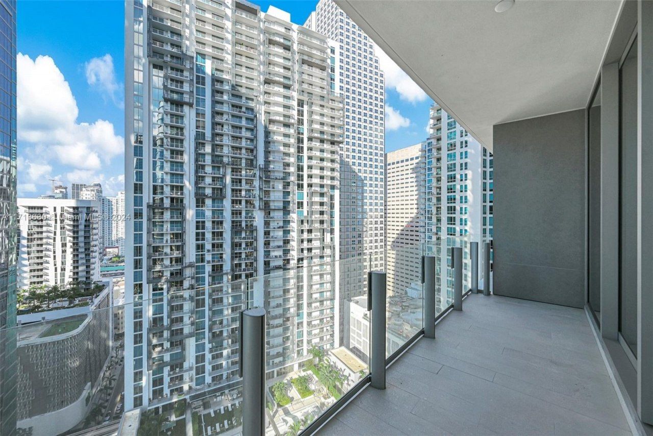 300 Biscayne Blvd Way, Unit 2608, Miami, FL 33131 Photo