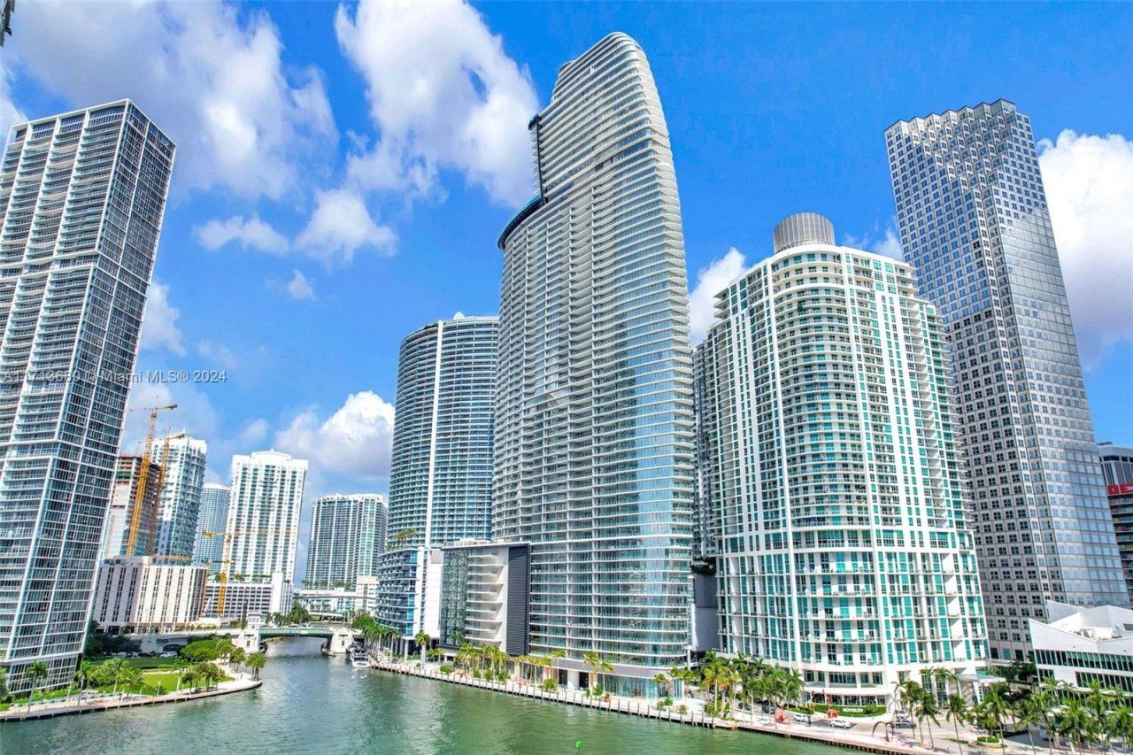 300 Biscayne Blvd Way, Unit 2608, Miami, FL 33131 Photo
