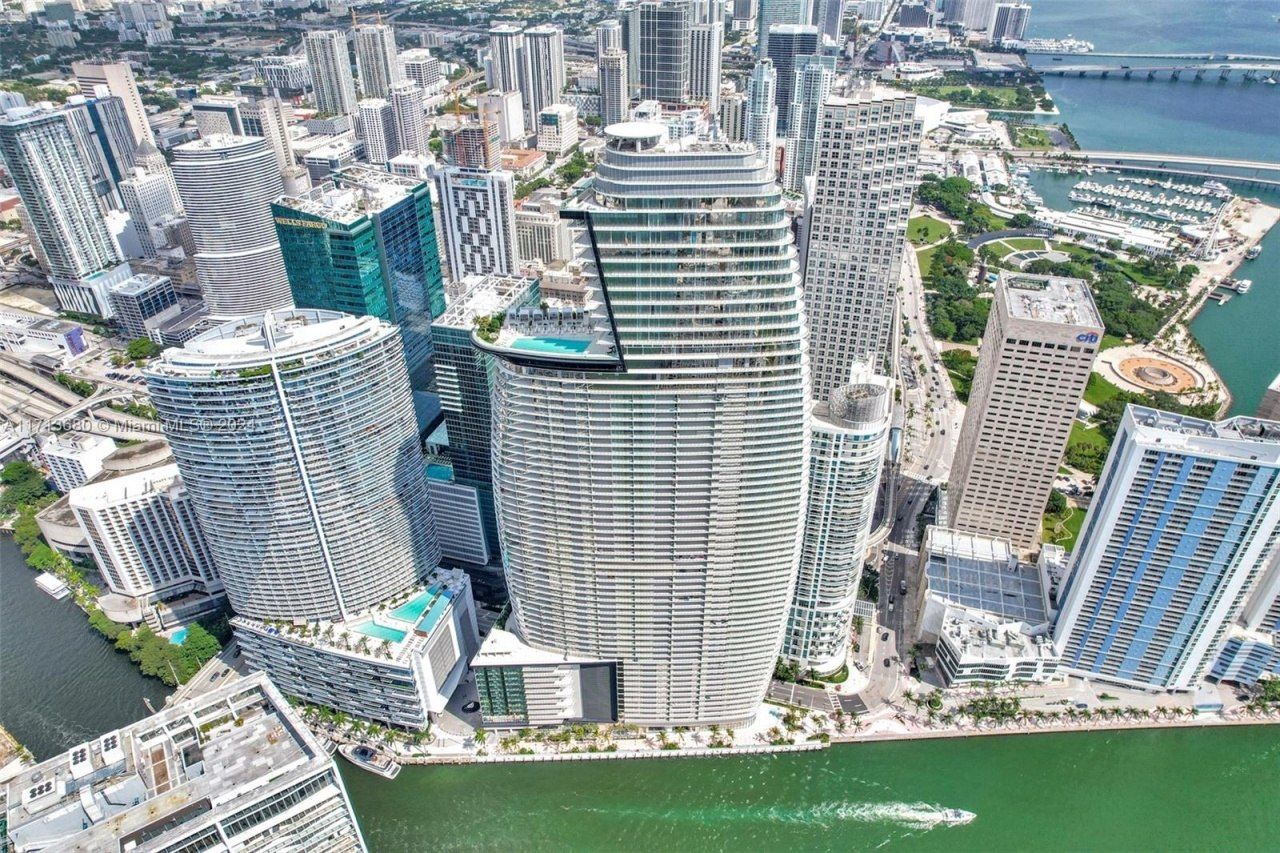 300 Biscayne Blvd Way, Unit 2608, Miami, FL 33131 Photo