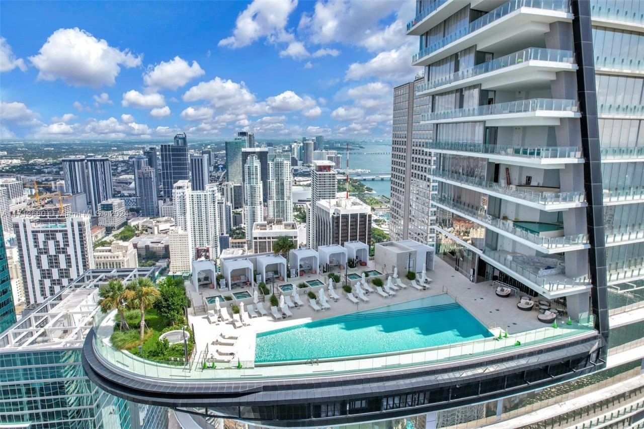 300 Biscayne Blvd Way, Unit 2608, Miami, FL 33131 Photo