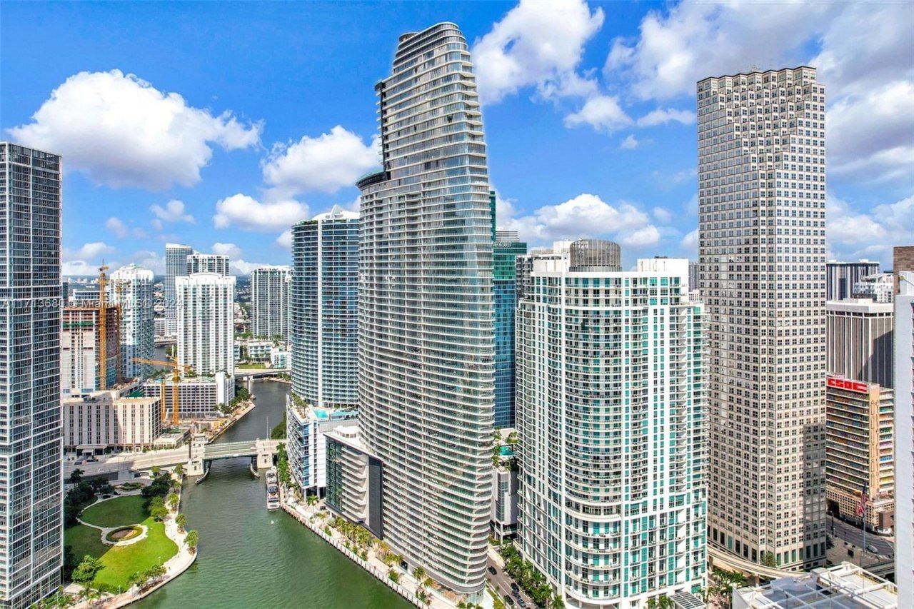 300 Biscayne Blvd Way, Unit 2608, Miami, FL 33131 Photo