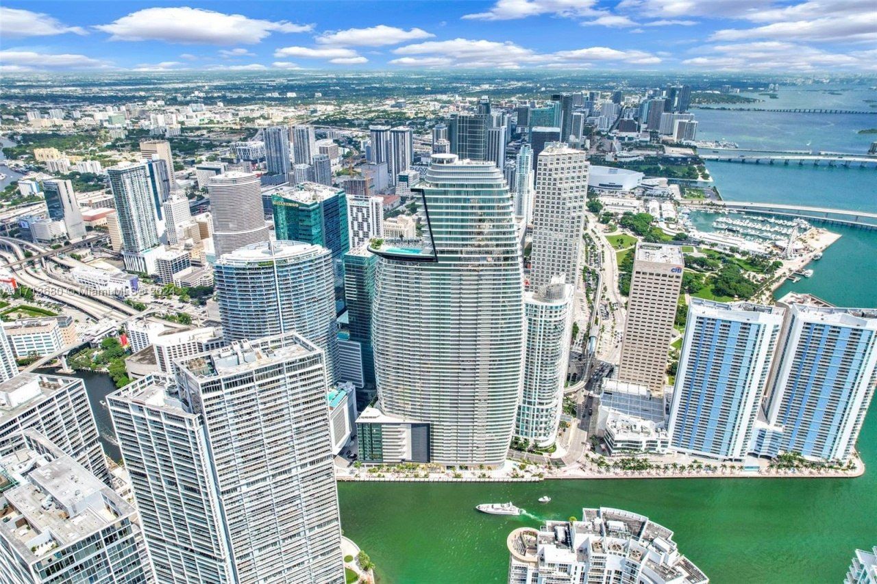 300 Biscayne Blvd Way, Unit 2608, Miami, FL 33131 Photo