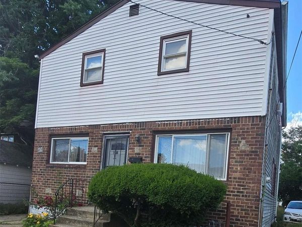 11 Hoff Court, Hempstead, NY 11550