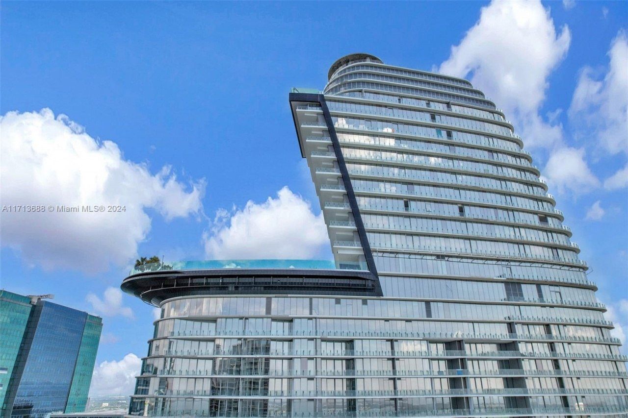 300 Biscayne Blvd Way, Unit 4303, Miami, FL 33131 Photo