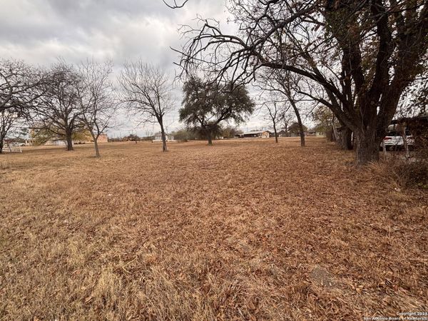 90 HIGHWAY 90 HWY, Sabinal, TX 78881