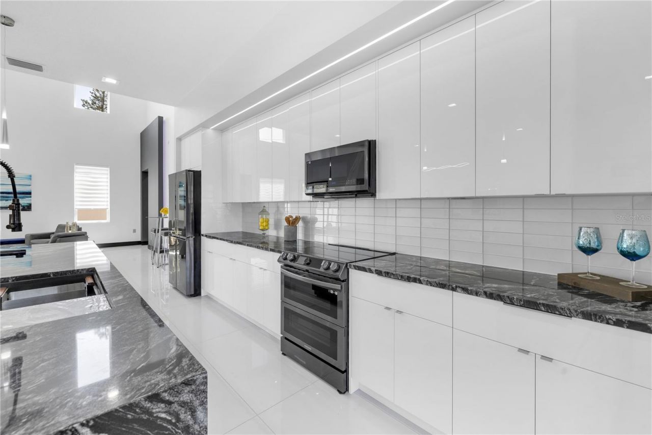 6524 6th Avenue N, Saint Petersburg, FL 33710 Photo