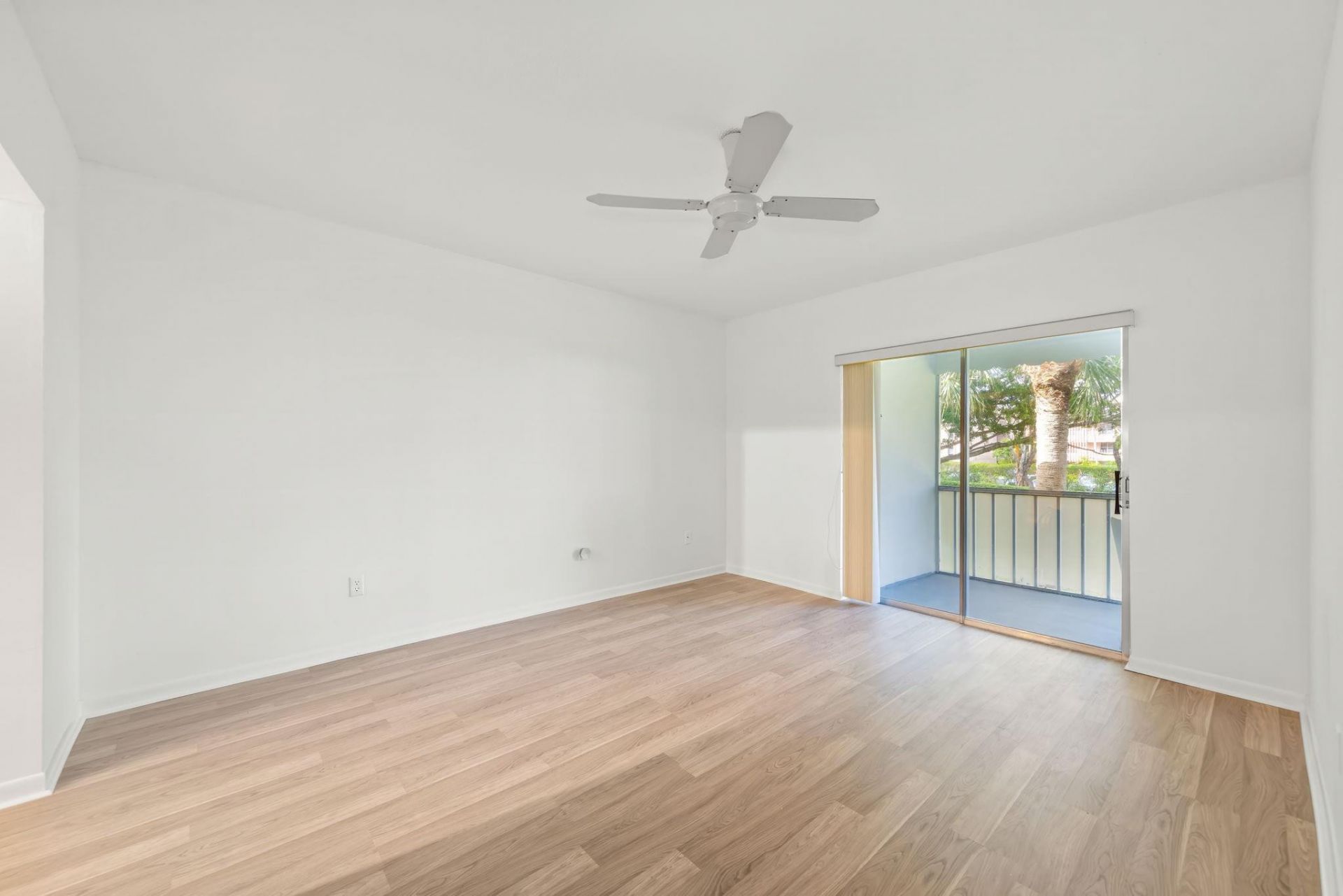 7360 NW 1st Street, Unit 205, Margate, FL 33063 Photo