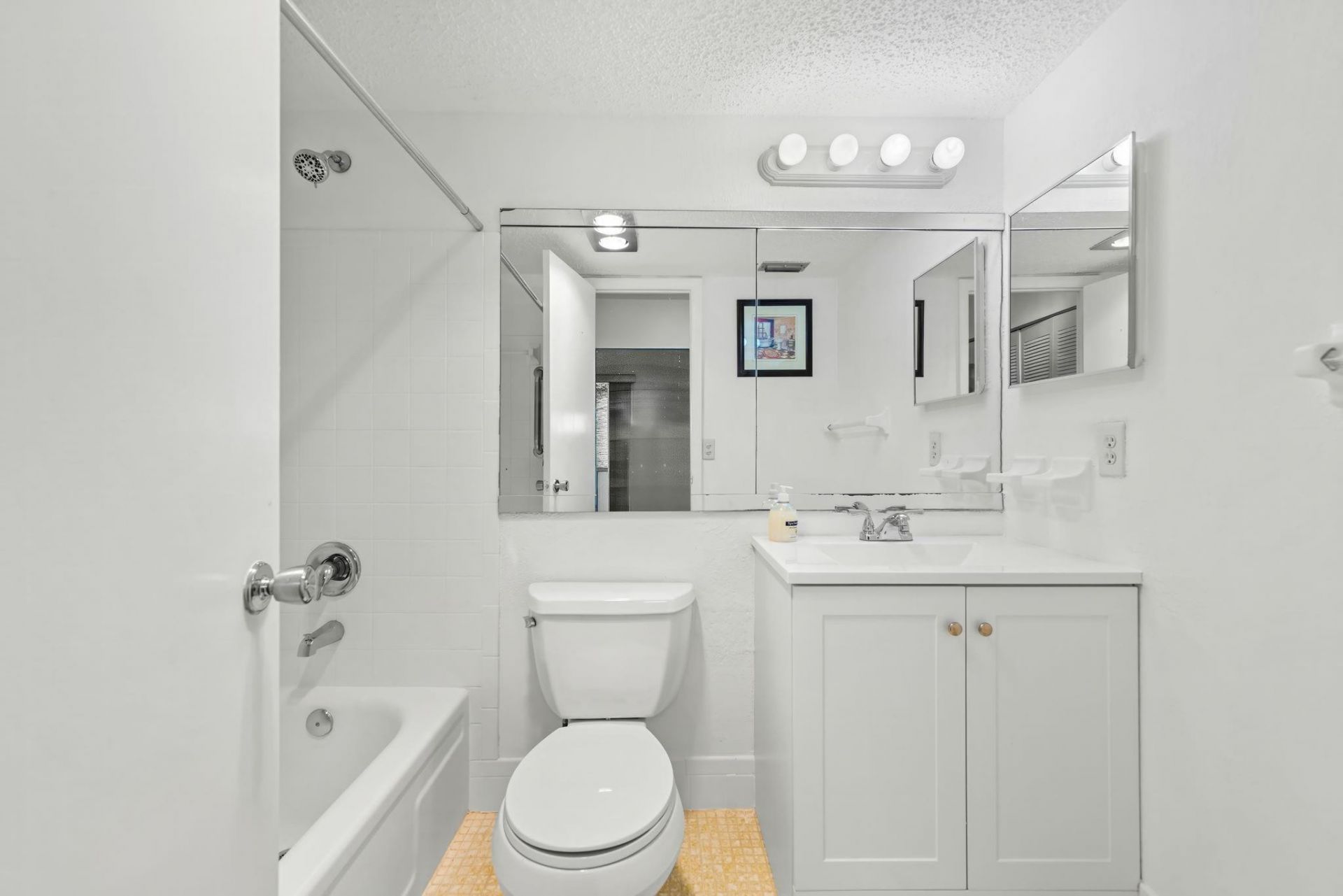 7360 NW 1st Street, Unit 205, Margate, FL 33063 Photo