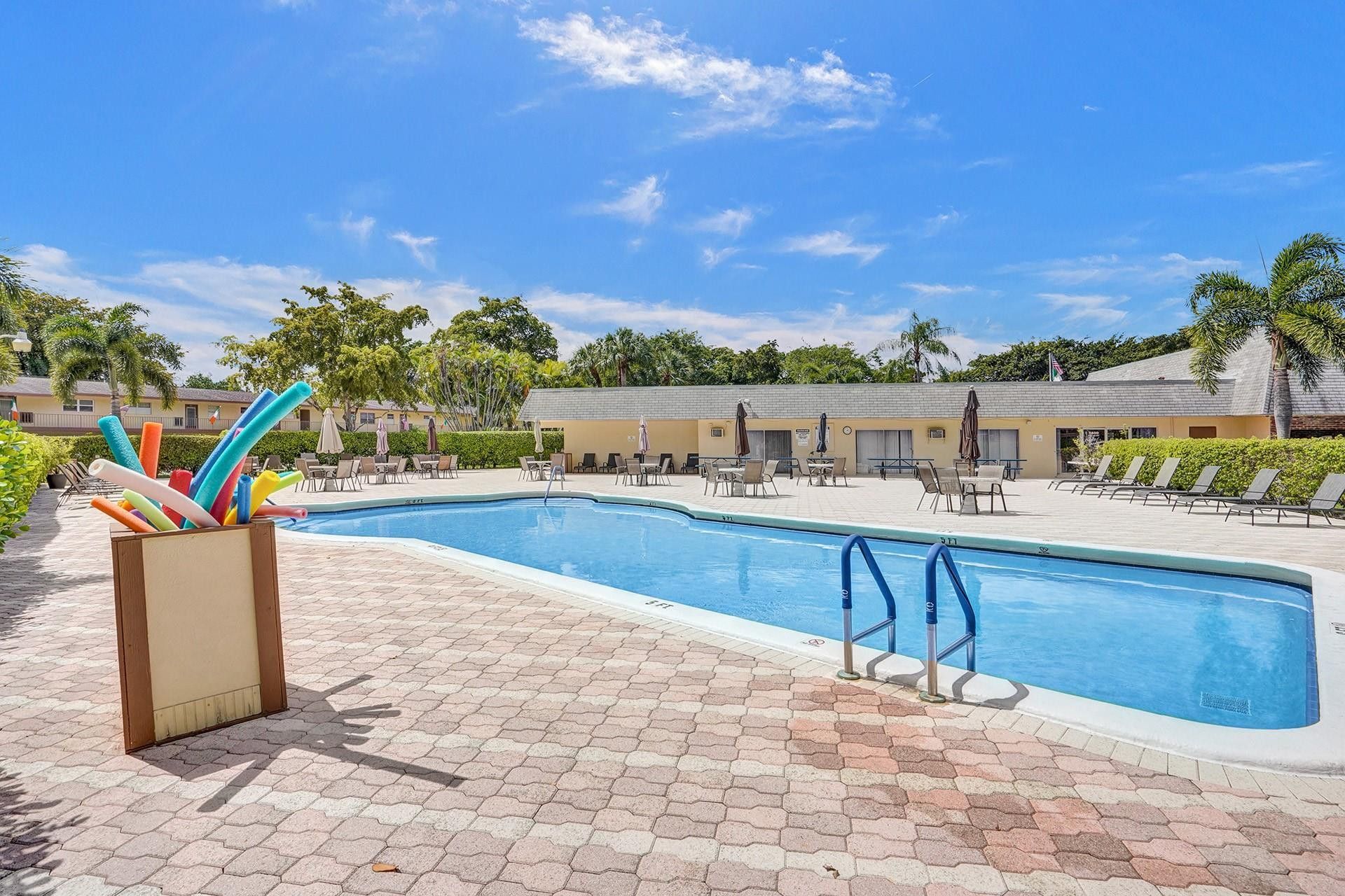7360 NW 1st Street, Unit 205, Margate, FL 33063 Photo