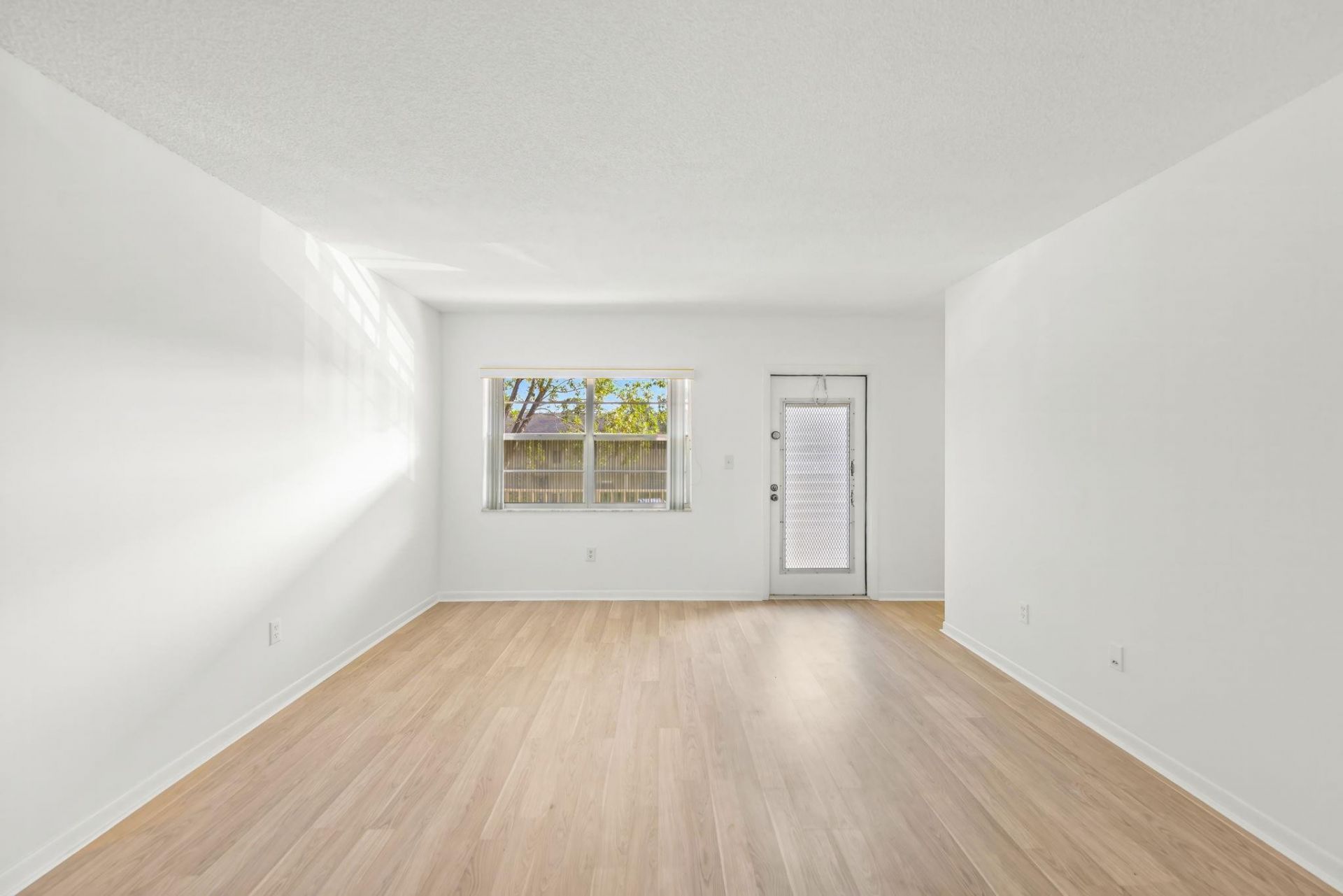 7360 NW 1st Street, Unit 205, Margate, FL 33063 Photo