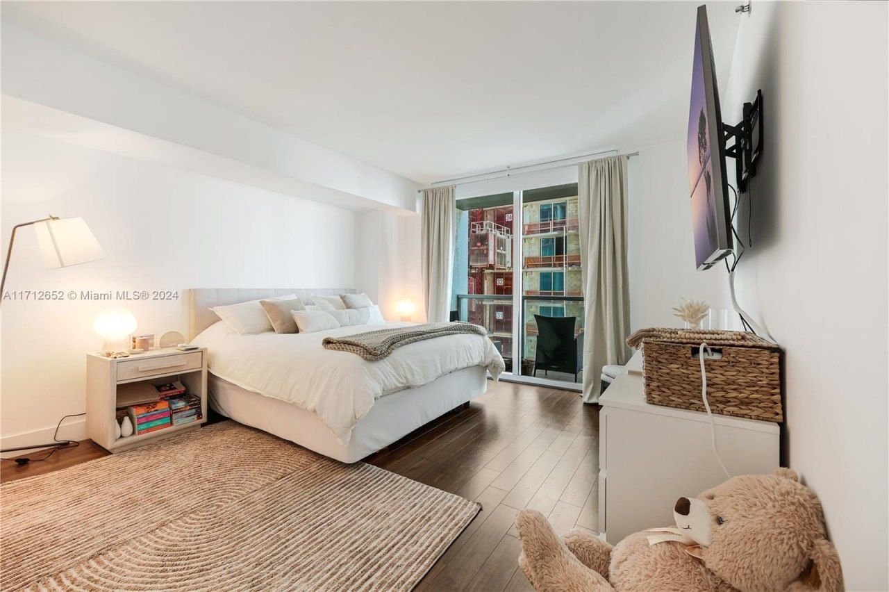 55 SE 6th St, Unit 3407, Miami, FL 33131 Photo