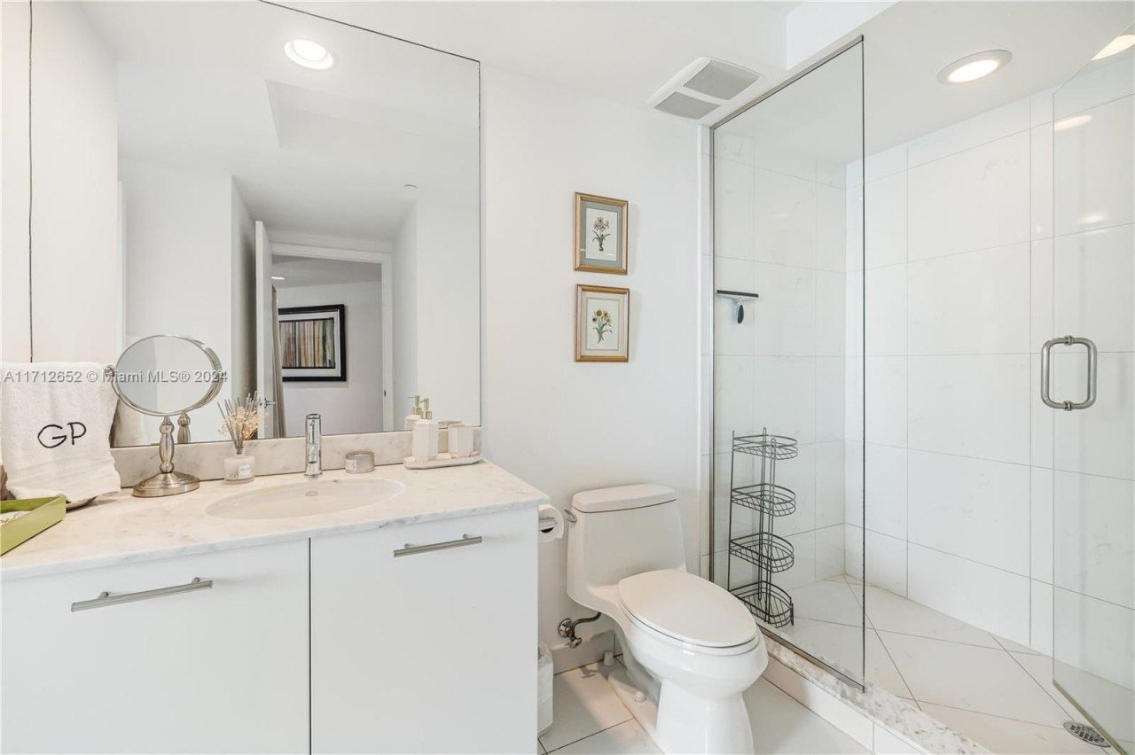 55 SE 6th St, Unit 3407, Miami, FL 33131 Photo