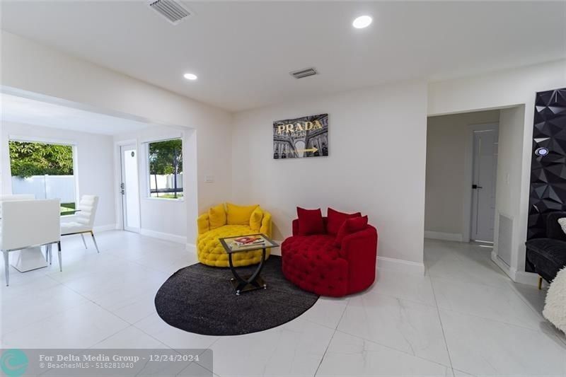 131 NW 72nd Way, Hollywood, FL 33024 Photo