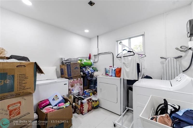 131 NW 72nd Way, Hollywood, FL 33024 Photo