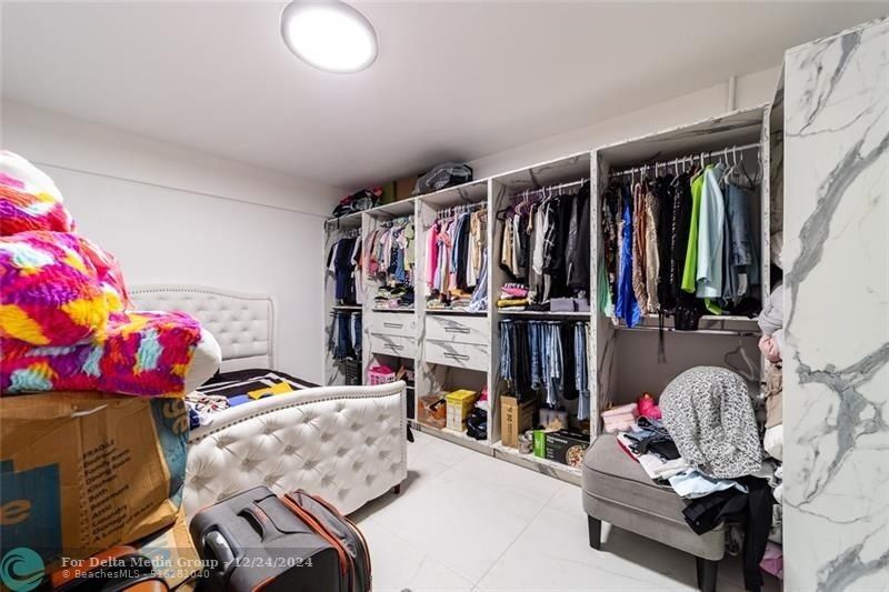 131 NW 72nd Way, Hollywood, FL 33024 Photo