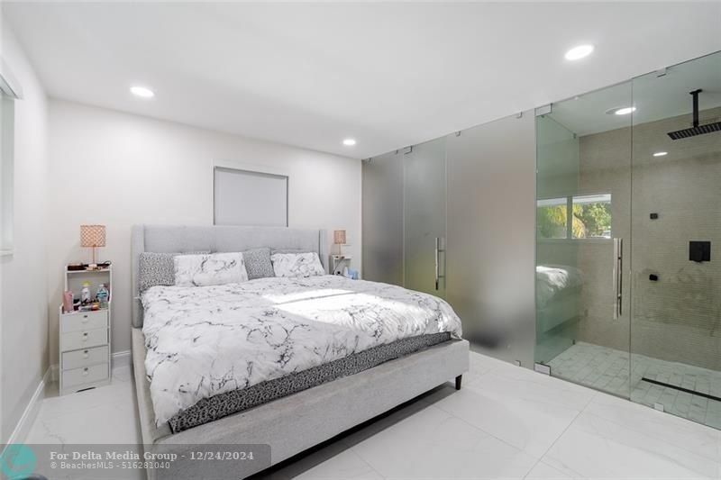 131 NW 72nd Way, Hollywood, FL 33024 Photo