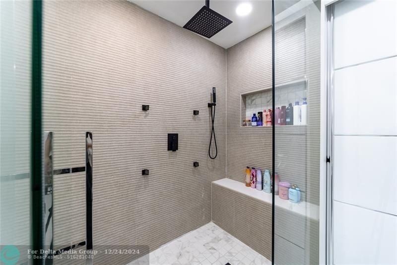 131 NW 72nd Way, Hollywood, FL 33024 Photo