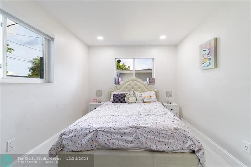 131 NW 72nd Way, Hollywood, FL 33024 Photo