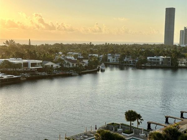 20515 E Country Club Dr, Unit 1048, Aventura, FL 33180