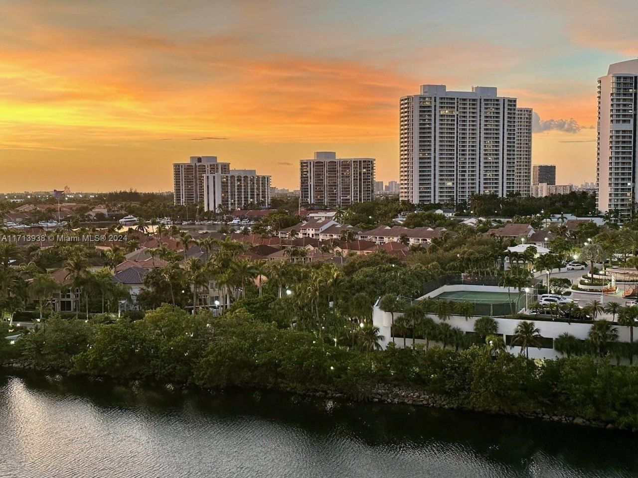 20515 E Country Club Dr, Unit 1048, Aventura, FL 33180 Photo