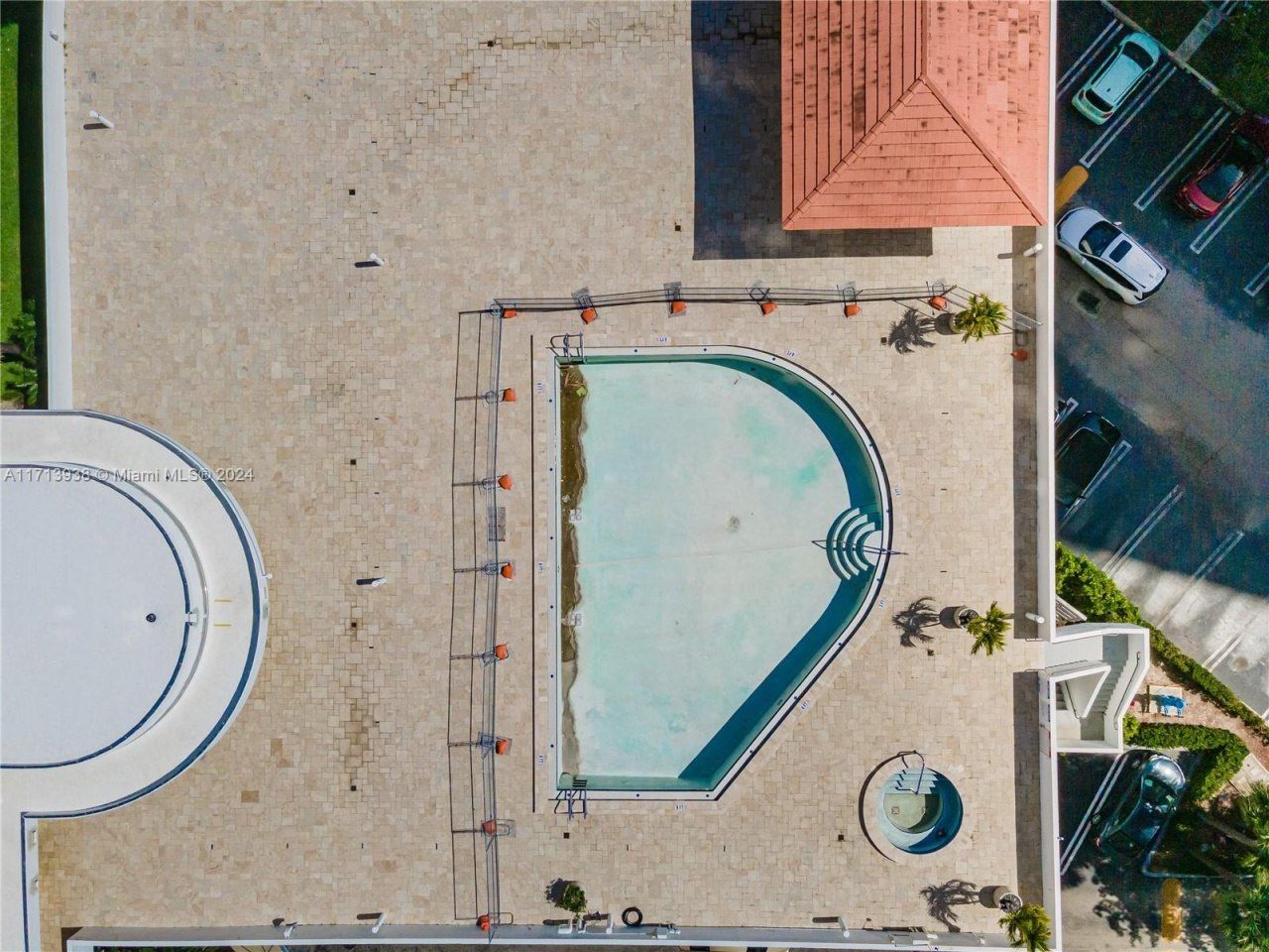 20515 E Country Club Dr, Unit 1048, Aventura, FL 33180 Photo