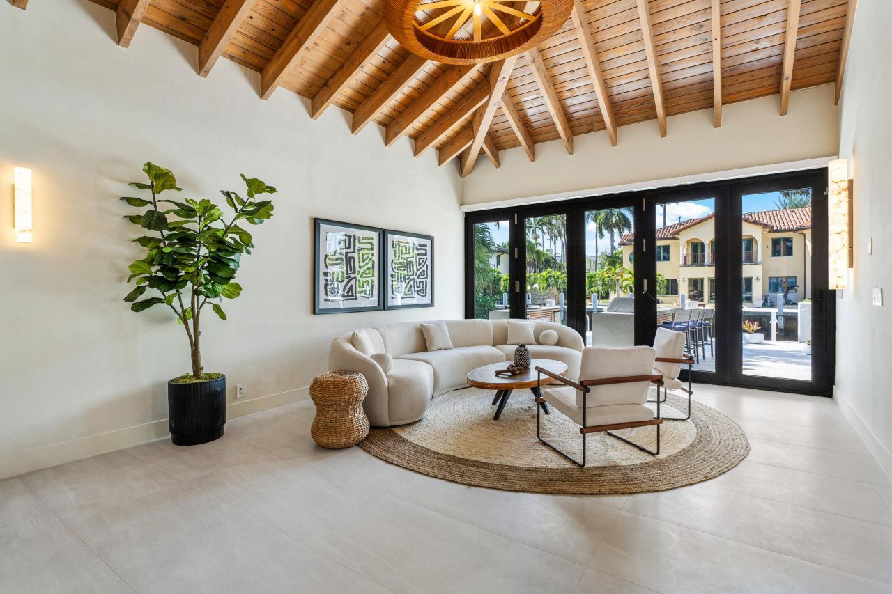 425 Coral Way, Fort Lauderdale, FL 33301 Photo