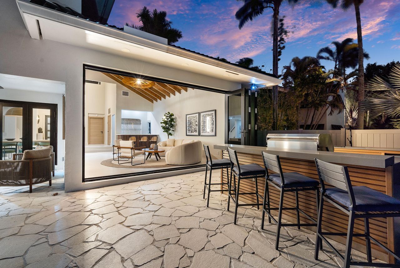 425 Coral Way, Fort Lauderdale, FL 33301 Photo