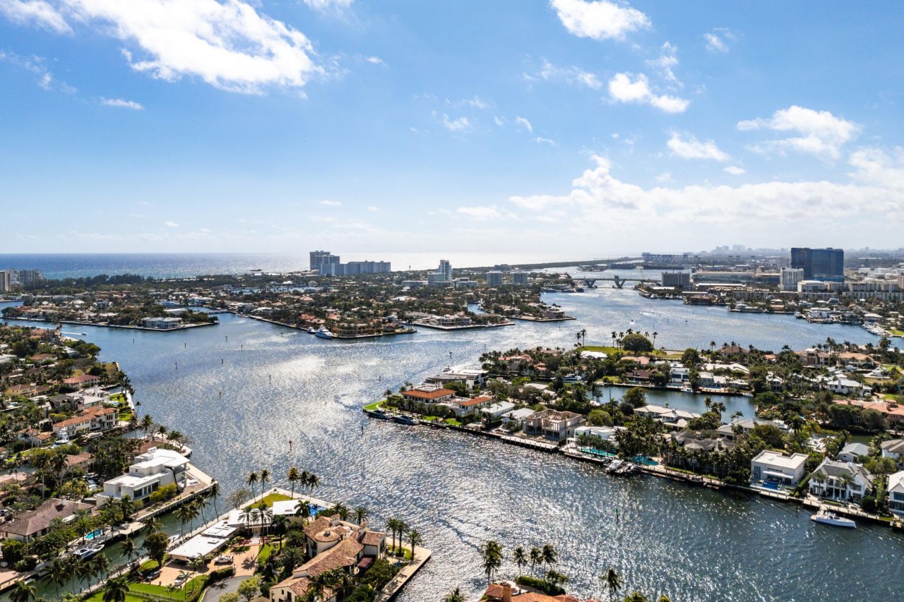 425 Coral Way, Fort Lauderdale, FL 33301 Photo