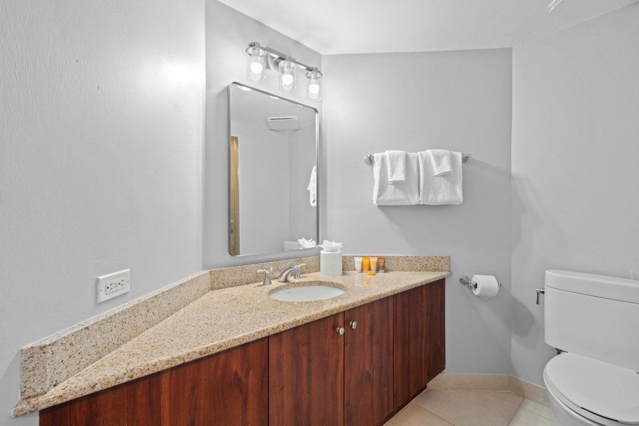 1666 Lands End Village, Unit 1666, Captiva, FL 33924 Photo