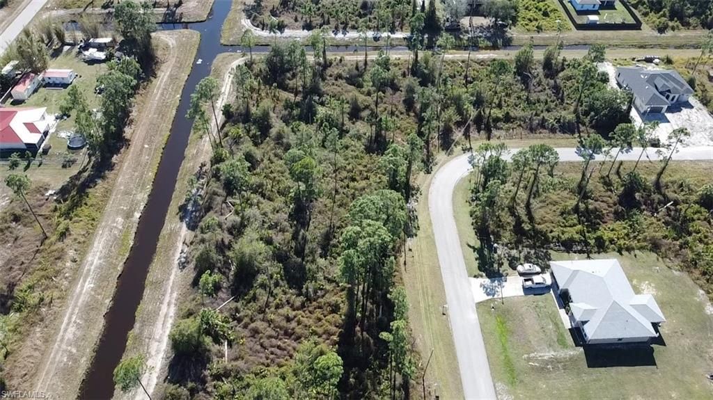 817 Pinecastle Dr, Lehigh Acres, FL 33974 Photo