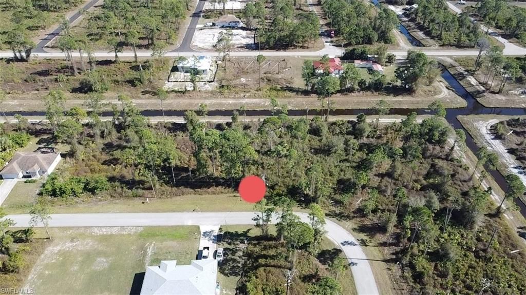 817 Pinecastle Dr, Lehigh Acres, FL 33974 Photo