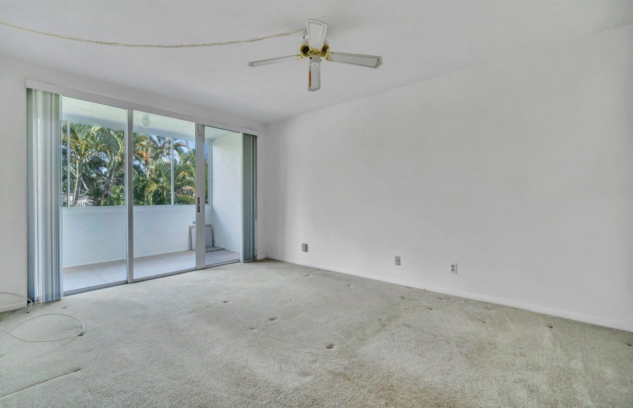 2528 Boundbrook Drive S, Unit 208, West Palm Beach, FL 33406 Photo