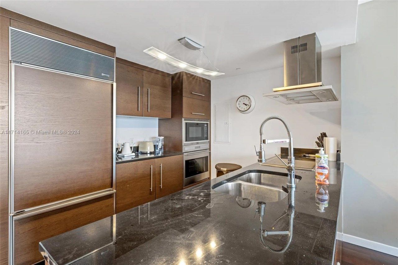 495 Brickell Ave, Unit 4805, Miami, FL 33131 Photo