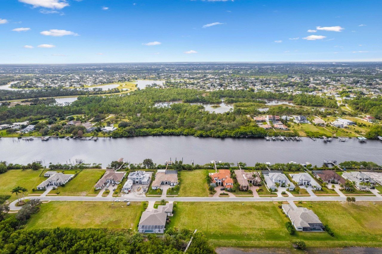 206 SE Fiore Bello, Port Saint Lucie, FL 34952 Photo